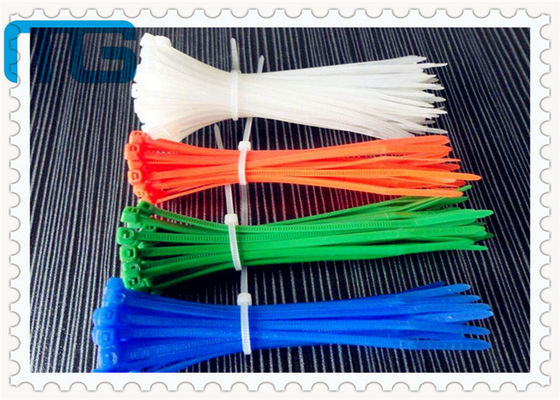 中国 長い高温ナイロン ケーブルのタイはmultipal色のタイのファスナーを締めますROHSのセリウムが100pcs/bagを承認する サプライヤー