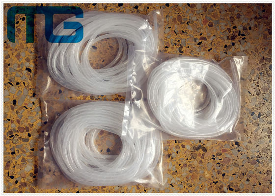 中国 ワイヤーのための白いケーブルの付属品の絶妙な電気螺線形の包むバンド サプライヤー